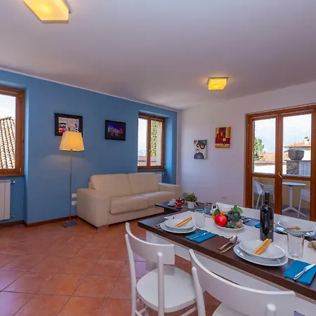 Fiumelatte Sleeps 4 Wifi T802387 Appartement